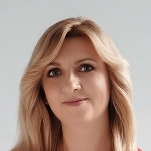 Романова Элеонора